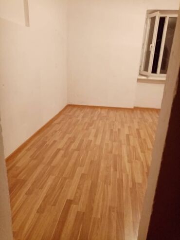 Продажа комнат: 32 м², Без мебели