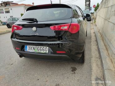 Transport: Alfa Romeo Giulietta: 1.4 l | 2011 year | 190000 km. Hatchback