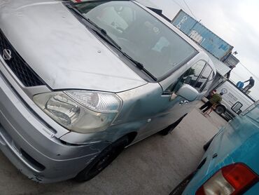 кузов 2101: Nissan Serena: 2000 г., 2 л, Вариатор, Бензин, Минивэн