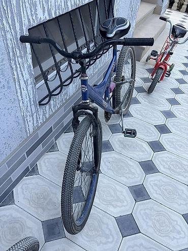 26 lik: Velosiped 26-lıq. Arxa diskini, patrışkaları, kamerləri və əl — 2
