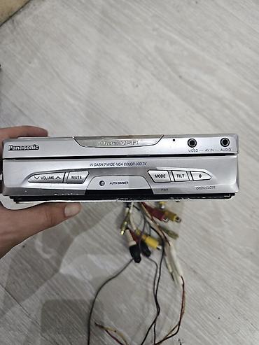 islenmis kabel: Panasonic in-dash 7" Wide-VGA rəngli LCD TV/AV başlıq Xüsusiyyətlər — 1