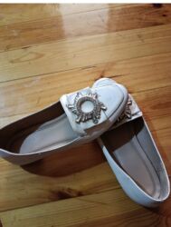 Biznes üçün program təminatı: Istəyən əlaqə saxlaya bilər