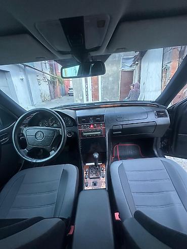 univ: Mercedes-Benz C-sinfi Universal (W202 T-Modell) - Kuzov: universal — 10