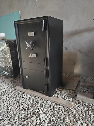 Seyflər: Seyf ucuz. Seyf Türk zavod malı. Seyf silah saxlamaq üçün böyük — 10