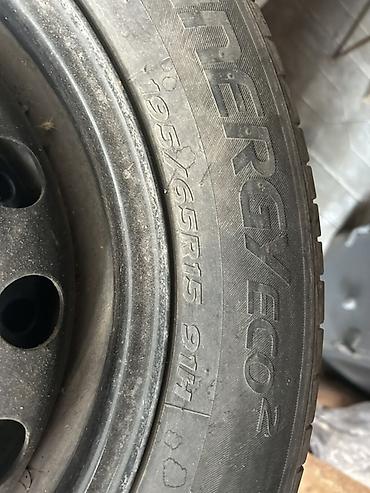 r15 şin: 4 Ededdir boltlarida ustunde Hankook Optimo K415 “Kinergy Eco2” — 4