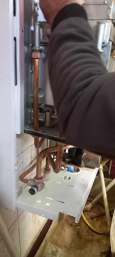 isti hava vuran: Termogaz kombi 24 kv az işlənmiş təzə kimi təmiz səliqəli .Allah alana — 10