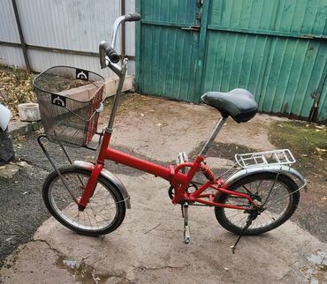 geleda велосипед производитель: Шаардык велосипед, Салют, Велосипед алкагы S (145 - 165 см), Колдонулган