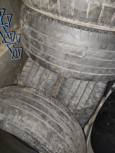 зимние шины 18 размер: Шины 245 / 45 / R 20, Лето, Б/у, Комплект, Roadstone