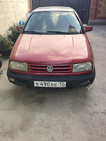 родиатор: Решетка радиатора Volkswagen Б/у, Оригинал — 2