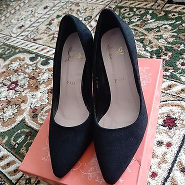ростовый кукла: Туфли, 37, Christian Louboutin, Б/у, цвет - Черный — 1