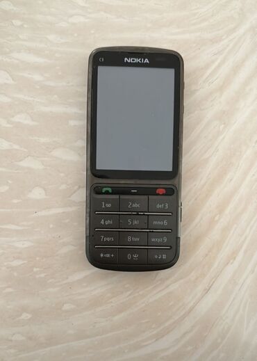 телефон fly iq4415 quad era style 3: Nokia C3, 32 GB, rəng - Gümüşü