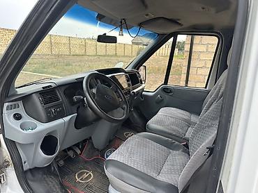 Ford Transit: 2.4 l | 2007 il 380 km Van body type