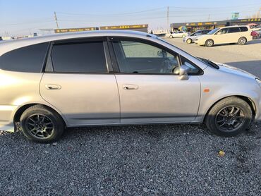 бардачок стрим: Honda Stream: 2001 г., 2 л, Автомат, Бензин, Вэн/Минивэн