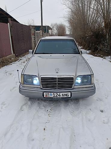 Mercedes-Benz: Mercedes-Benz W124: 1994 г., 2.2 л, Механика, Седан — 10
