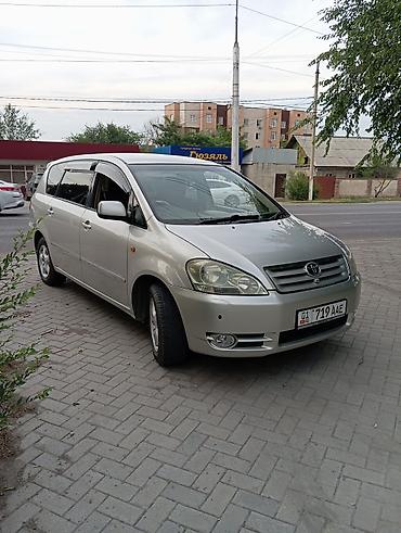 byd e2 2024: Toyota Ipsum: 2001 г., 2.4 л, Автомат, Бензин, Минивэн — 1