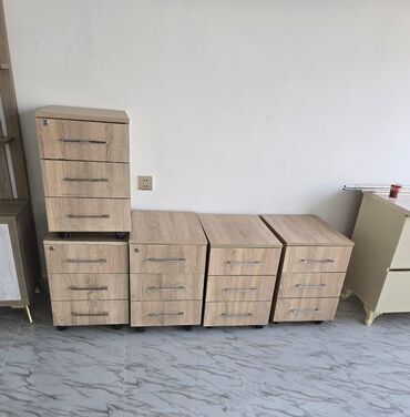 Tumbalar: Yeni Tumbalar 1i 40₼
 Say çoxdu təcili satılır ünvan Buzovna Zəhra04