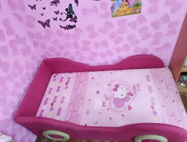 Kreveti za decu: Za devojčice, bоја - Roze