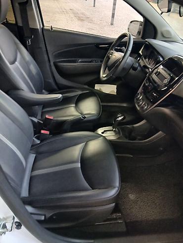 спарк 2: Chevrolet Spark: 2021 г., 1 л, Автомат, Бензин, Хэтчбэк — 5