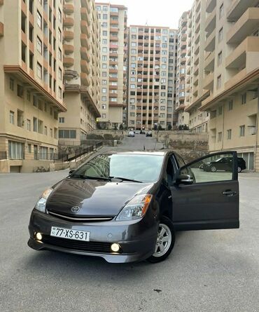 05 masin: Toyota Prius: 1.3 l | 2005 il Hetçbek