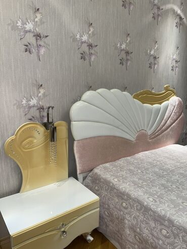 Yataq otağı dəstləri: İkinəfərlik çarpayı, 2 tumba, Dolab, Komod — 9