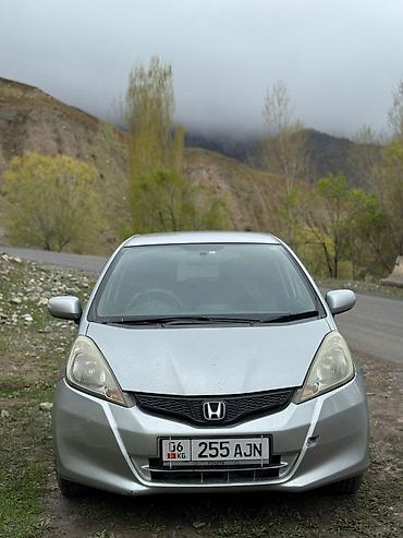 Haima: Honda Fit: 2012 г., 1.4 л, Автомат, Бензин, Хетчбек — 2