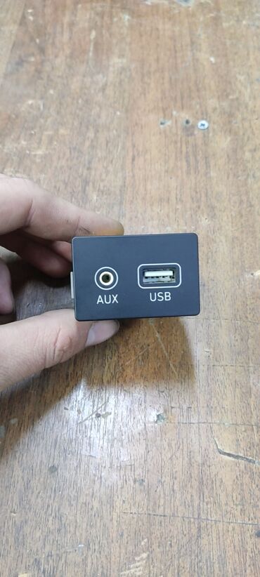 адаптер obd: AUX USB Адаптер