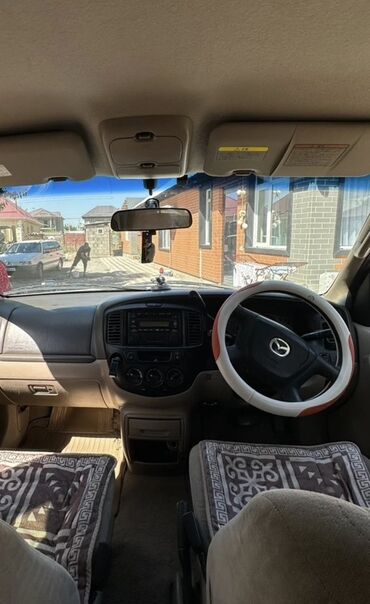 субару аутбек седан: Mazda Tribute — просторный кроссовер с правым рулем. Практичный салон