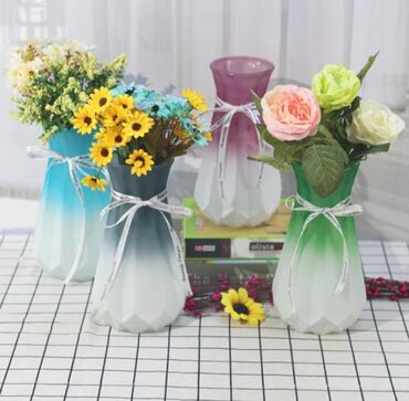 Vazalar: Bir vaza — 14