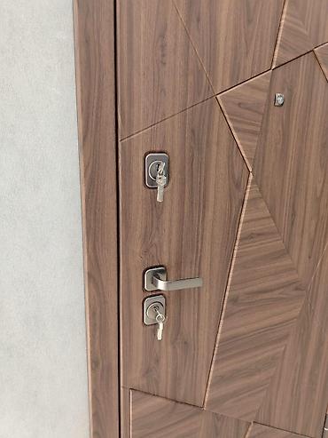 qapi qollari: Tiqr Kateqoriya: Seyf qapıları Ölçü: 96x205, 96x215 Zavod: Pravila — 2