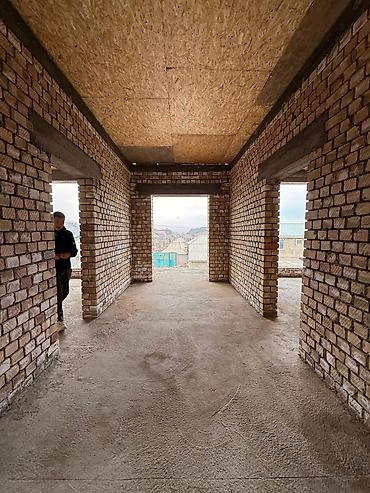 Продажа коттеджей и домов: Продаётся кирпичный дом в стадии строительства. Район ж/м Арча- Бешик — 13