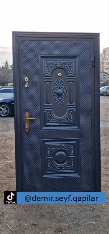 Giriş qapıları: Seyf qapılar Münasib qapılar Dəmir qapı Ev qapıları Çol qapısı — 10