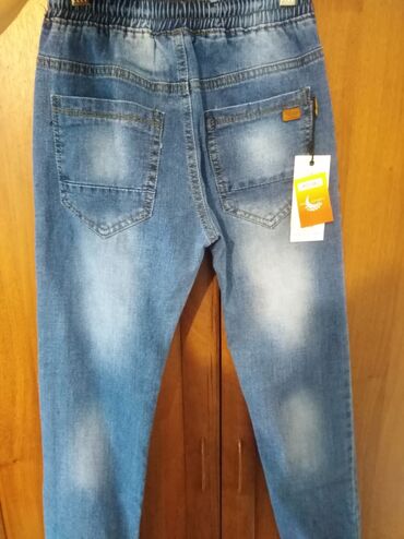 джинсы на 13 лет: Джинсы и брюки, цвет - Синий, Новый