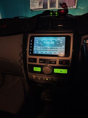 Toyota: Toyota Ipsum: 2003 г., 2.4 л, Автомат, Бензин, Минивэн — 10