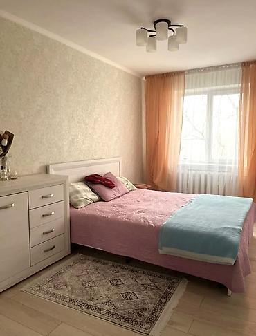 3 бөлмө, 58 м², 7-мкр 104-серия, 4 кабат, Косметикалык оңдоо