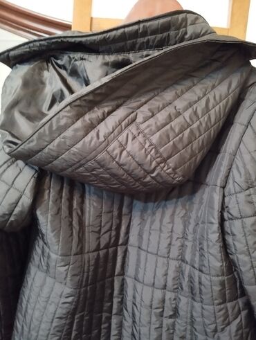 Kurtkalar: Qadın üçün uzun, qara rəngli quilt (kvadrat tikişli) yüngül qış/palto — 8