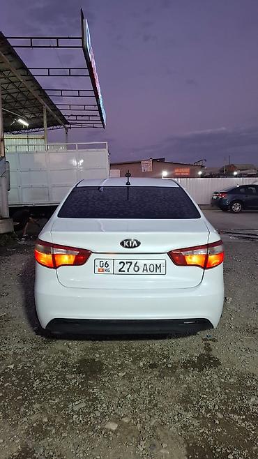 bmw 2: Kia Rio: 2013 г., 1.6 л, Механика, Бензин, Седан — 3