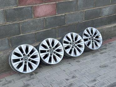 таблетка запас: Куйма Дисктер R 15 Toyota, Комплект, тешиктери - 5 lalafo.kg да таблетка запас: Куйма Дисктер R 15 Toyota, Комплект, тешиктери - 5