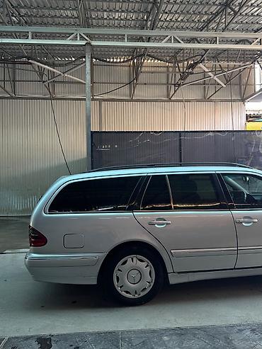 x class: Mercedes-Benz E-Class: 2001 г., 2.7 л, Автомат, Бензин, Универсал — 10