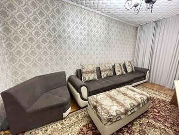 продажа кавров: Цену можно обговорить Мягкая мебель для гостиной в классическом