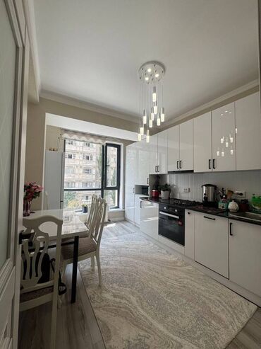 1 комнатная квартира на продажу: 1 комната, 37 м², Элитка, 3 этаж, Евроремонт