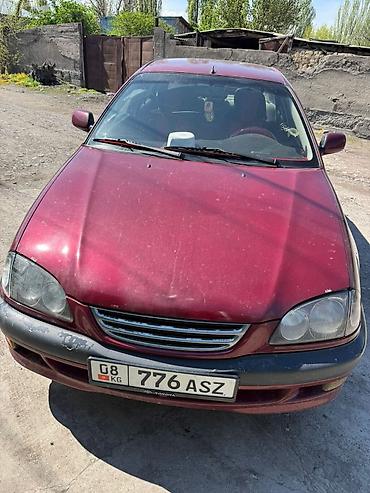 Toyota Avensis: 1998 г., 1.8 л, Механика, Бензин, Хэтчбэк