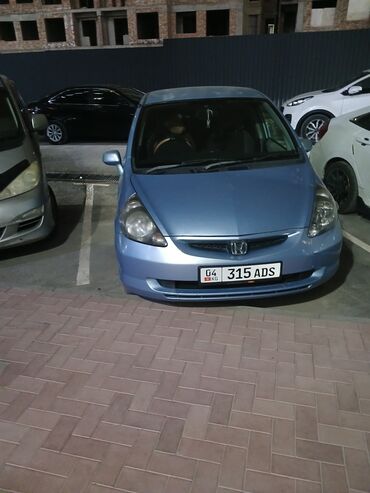 продам фит: Honda Fit: 2004 г., 1.3 л, Вариатор, Бензин, Универсал