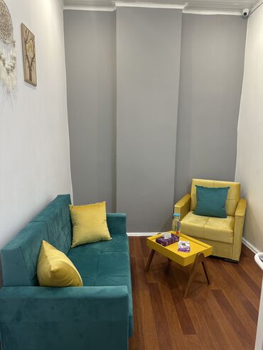 Otaqların uzunmüddətli kirayəsi: Günlük aylıq saatlıq otaqlar ofis icarə verilir. Həm təlim həm görüş — 6