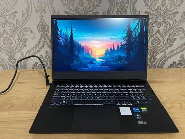 notebook ekranlari: Prosessor: Intel Core i7-11800H Operativ yaddaş (RAM): 16GB DDR4