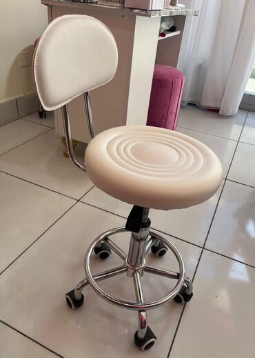 Salon, tibbi kreslolar: Salon oturacağı 3 ədəd Satılır 160₼ Yenidir, istifadə olunmayıb Ünvan