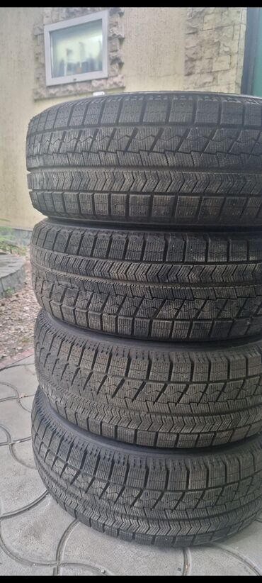175 70 14 шина: Шины 225 / 60 / R 17, Зима, Новый, Комплект, Легковые, Япония, Bridgestone