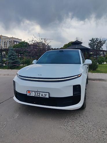 машинелер: Lixiang L6: 2025 г., 1.5 л, Автомат, Гибрид, Кроссовер — 1