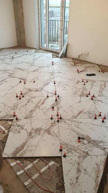 Укладка плитки: Подготовка стен для укладки, Подготовка стен для грунтовки, Резка плитки | Керамическая плитка, Керамогранитая плитка, Мозаичная плитка | Вертикальная укладка, Диагональная укладка, Горизонтальная укладка Больше 6 лет опыта — 8