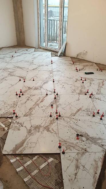 Укладка плитки: Подготовка стен для укладки, Подготовка стен для грунтовки, Резка плитки | Керамическая плитка, Керамогранитая плитка, Мозаичная плитка | Вертикальная укладка, Диагональная укладка, Горизонтальная укладка Больше 6 лет опыта — 13