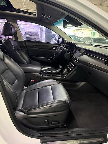 Kia: Kia K7: 2019 г., Седан — 4